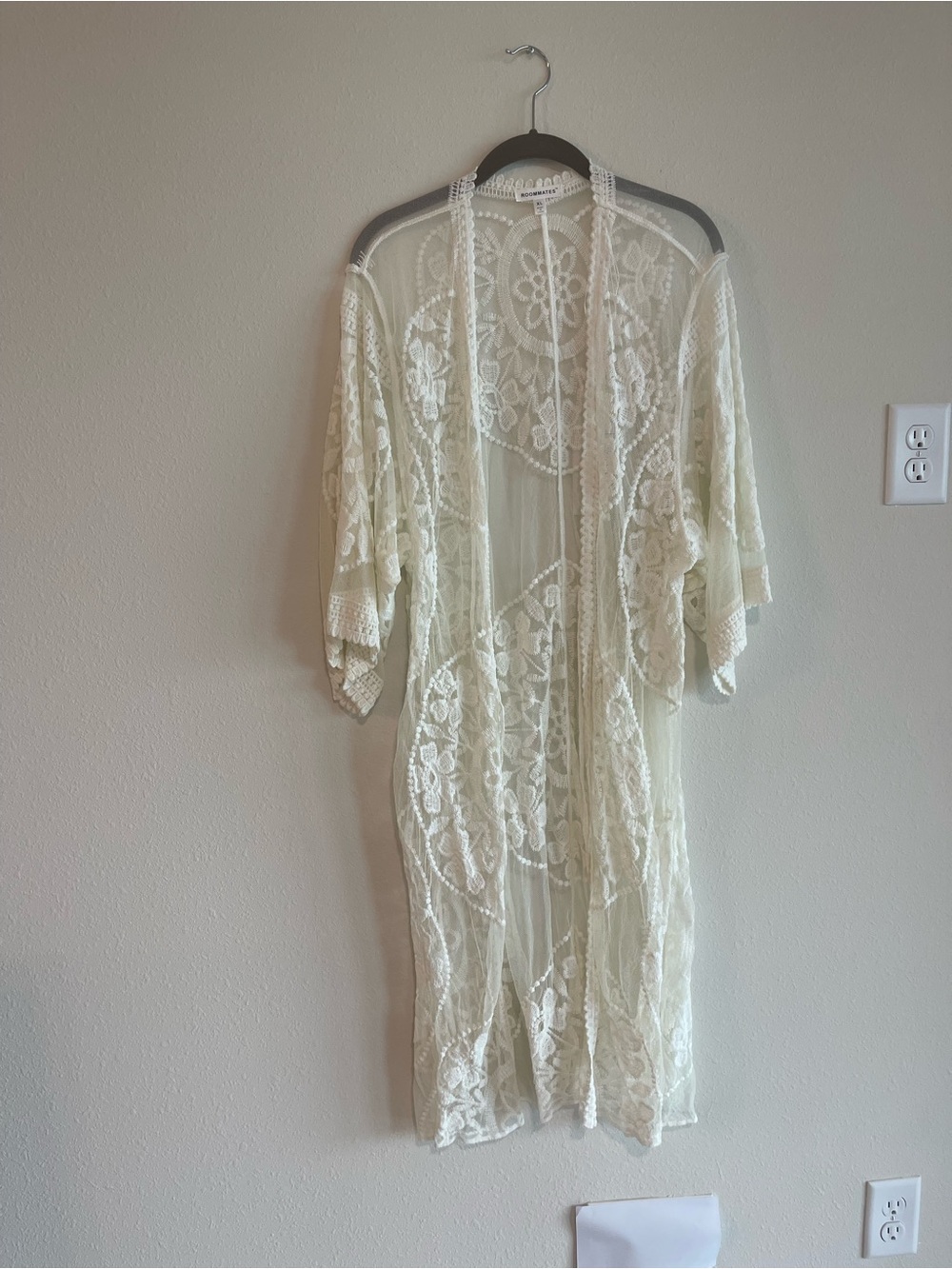RoomMates  Floral Lace Mesh Embroidered Sz L- XL Boho Beach Cover Duster